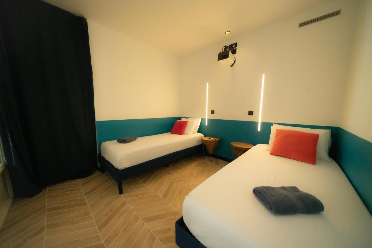 Roma Divine Home Cinema Et Jardin Nîmes Zewnętrze zdjęcie