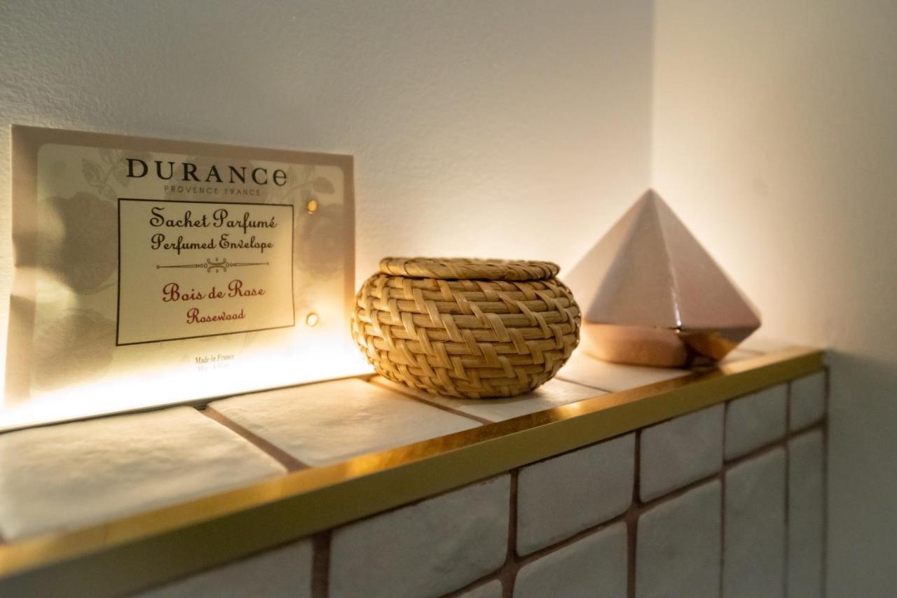 Roma Divine Home Cinema Et Jardin Nîmes Zewnętrze zdjęcie
