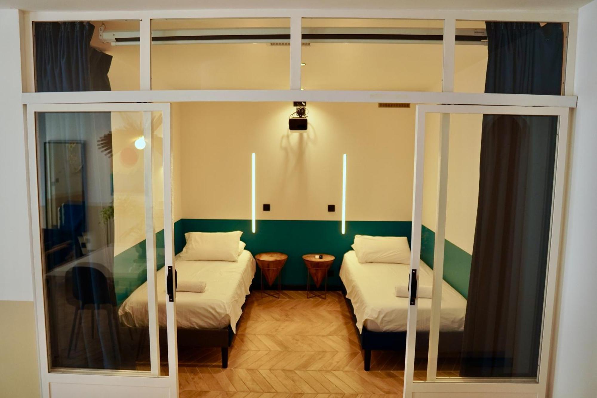 Roma Divine Home Cinema Et Jardin Nîmes Zewnętrze zdjęcie