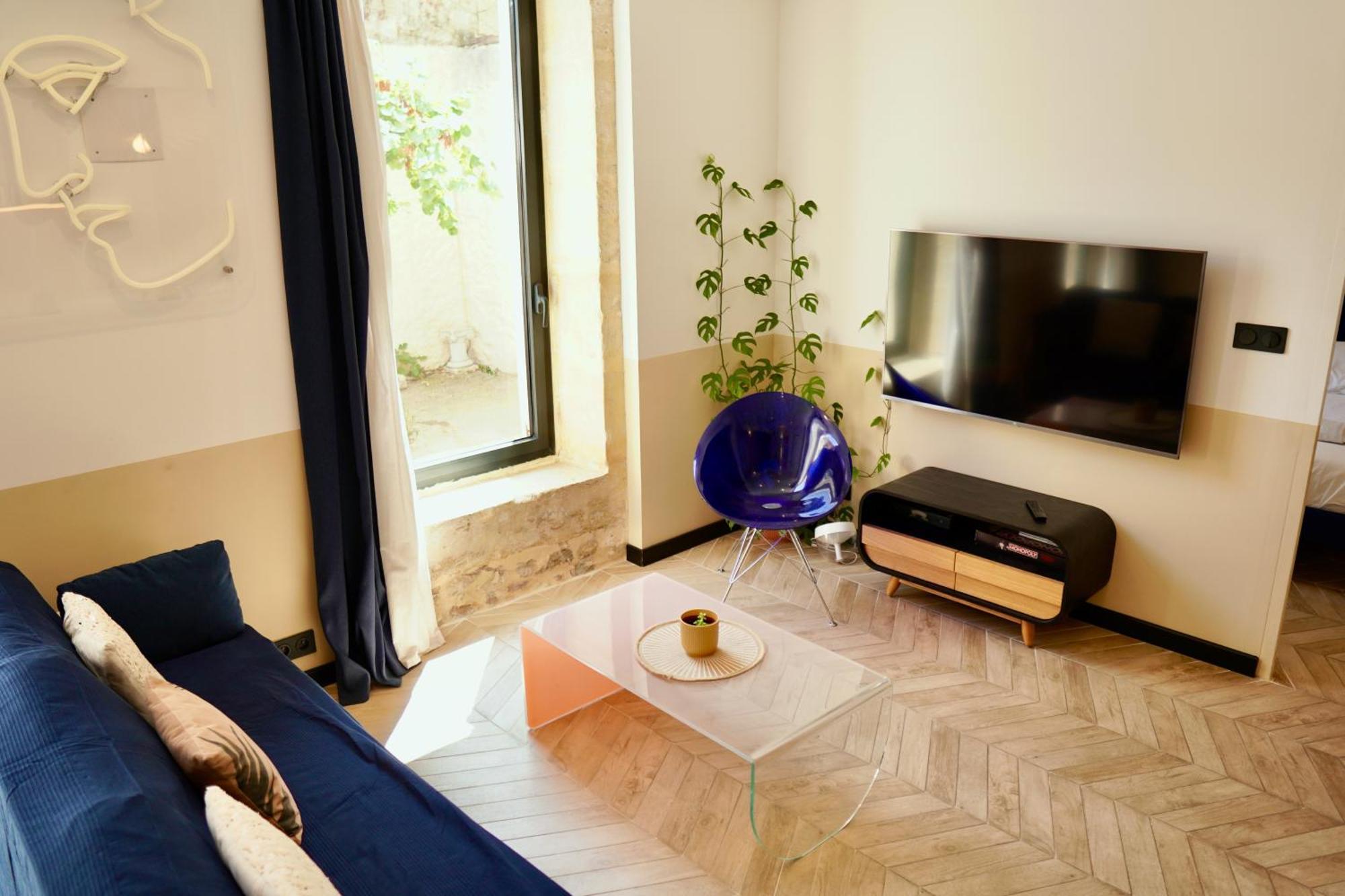 Roma Divine Home Cinema Et Jardin Nîmes Zewnętrze zdjęcie